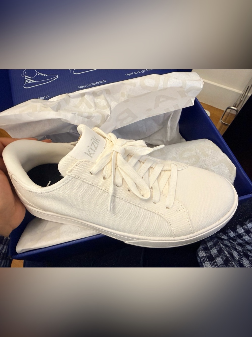 Kizik Irvine Women's ivory white Lace-Up Canvas Sneaker Slip on